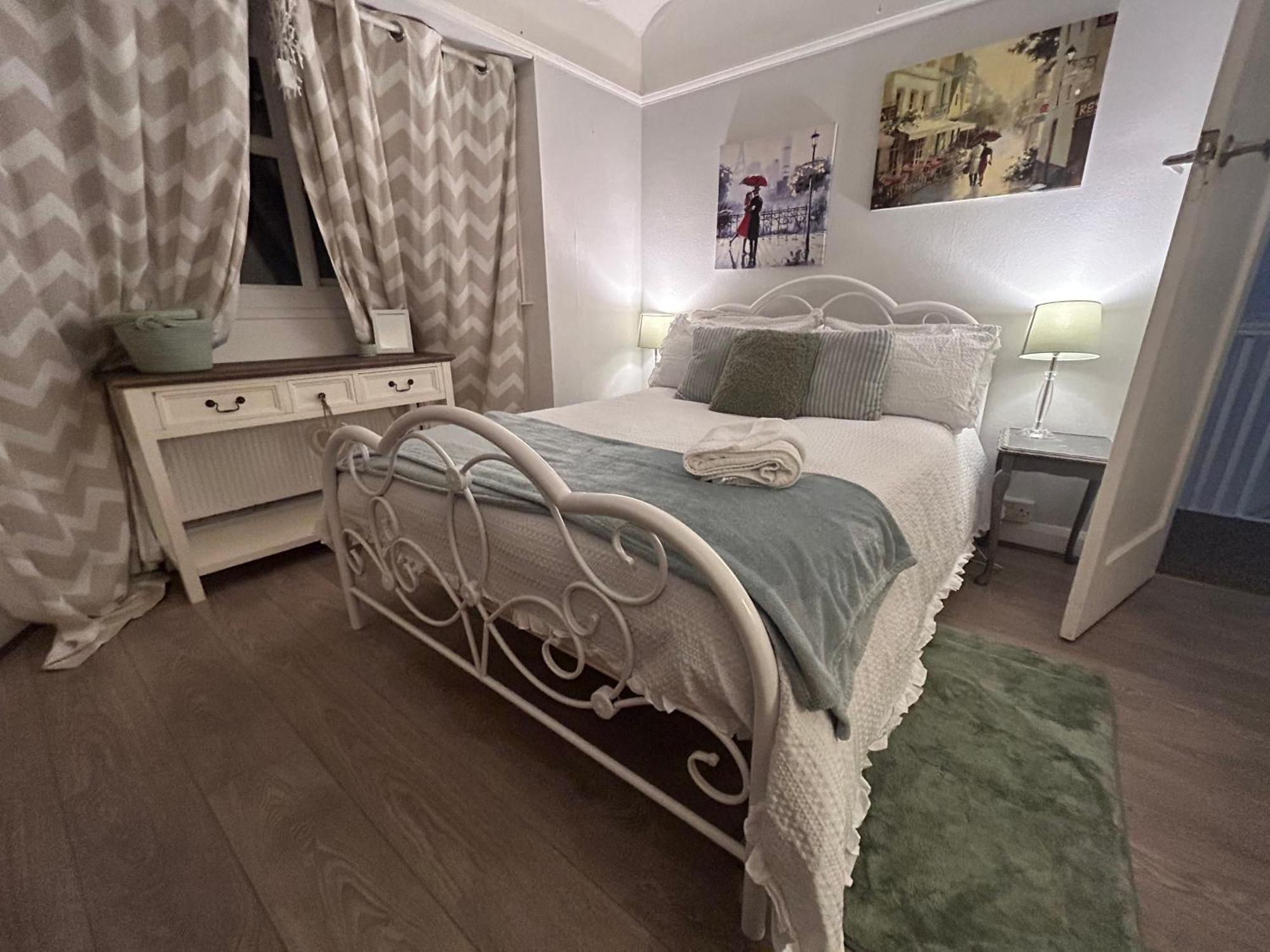 Apartamento Redditch Rest Near Town Centre & Transport Links Exterior foto