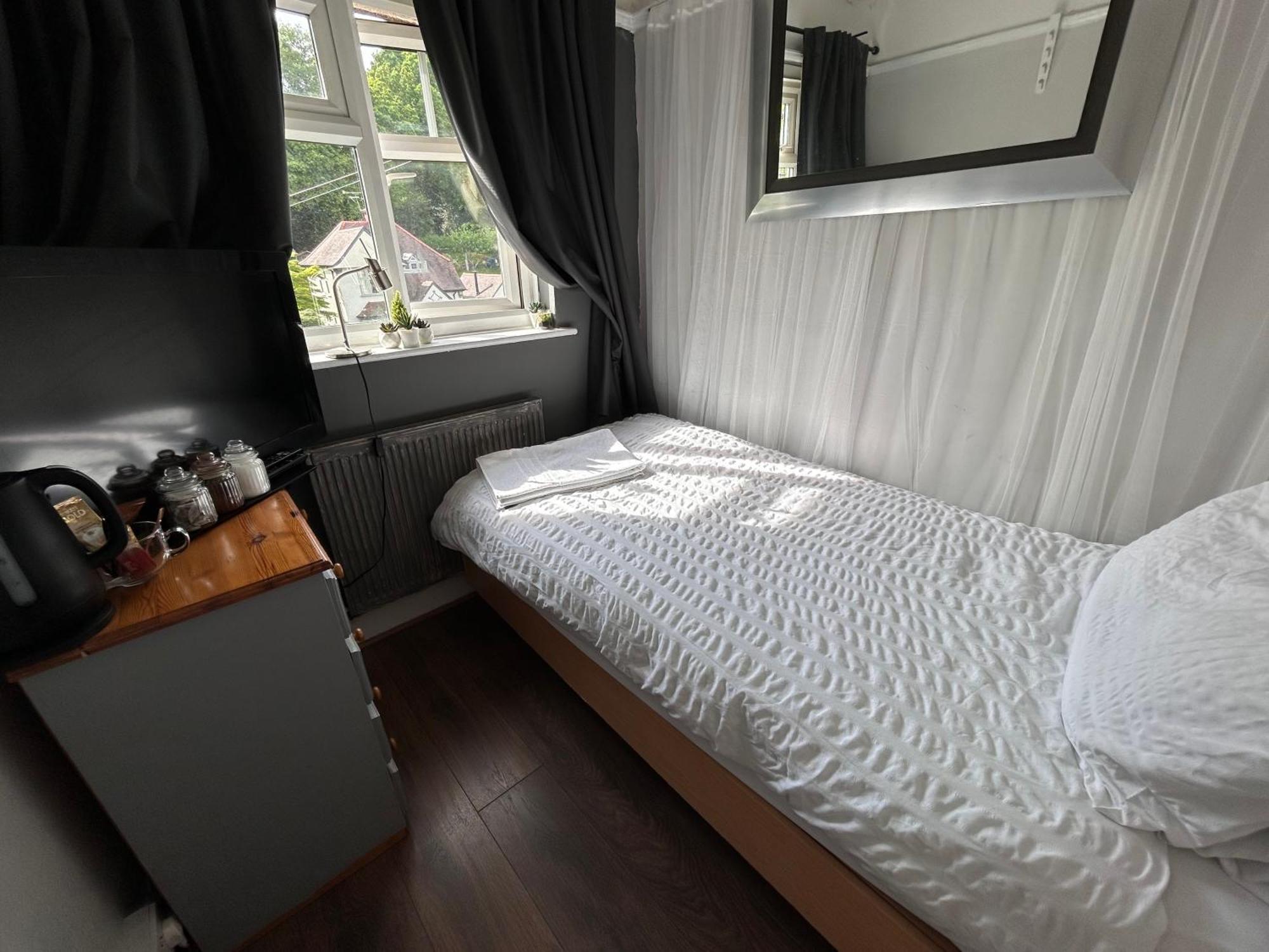 Apartamento Redditch Rest Near Town Centre & Transport Links Exterior foto